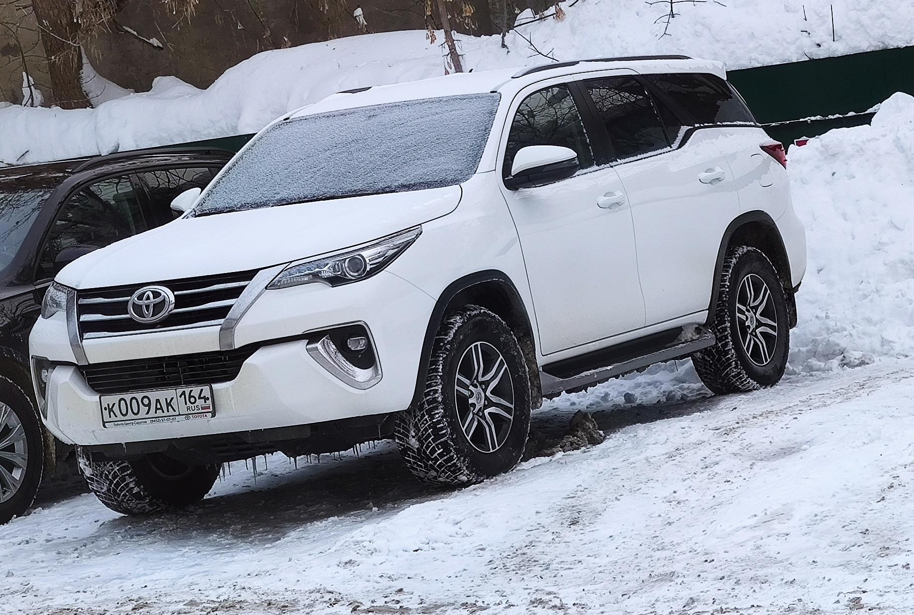 Автомобиль госномер К009АК164