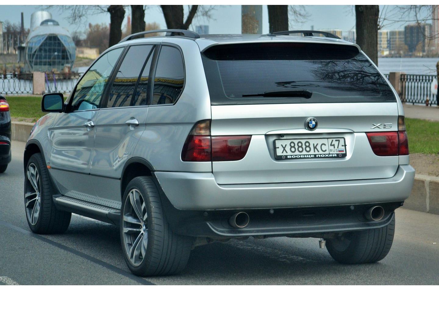 Автомобиль госномер Х888КС47