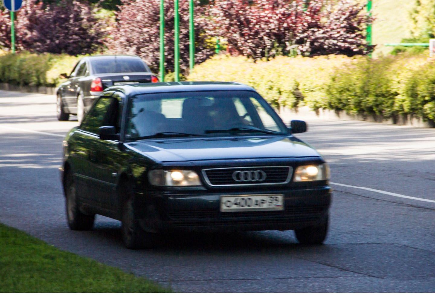 Автомобиль госномер О400АР39