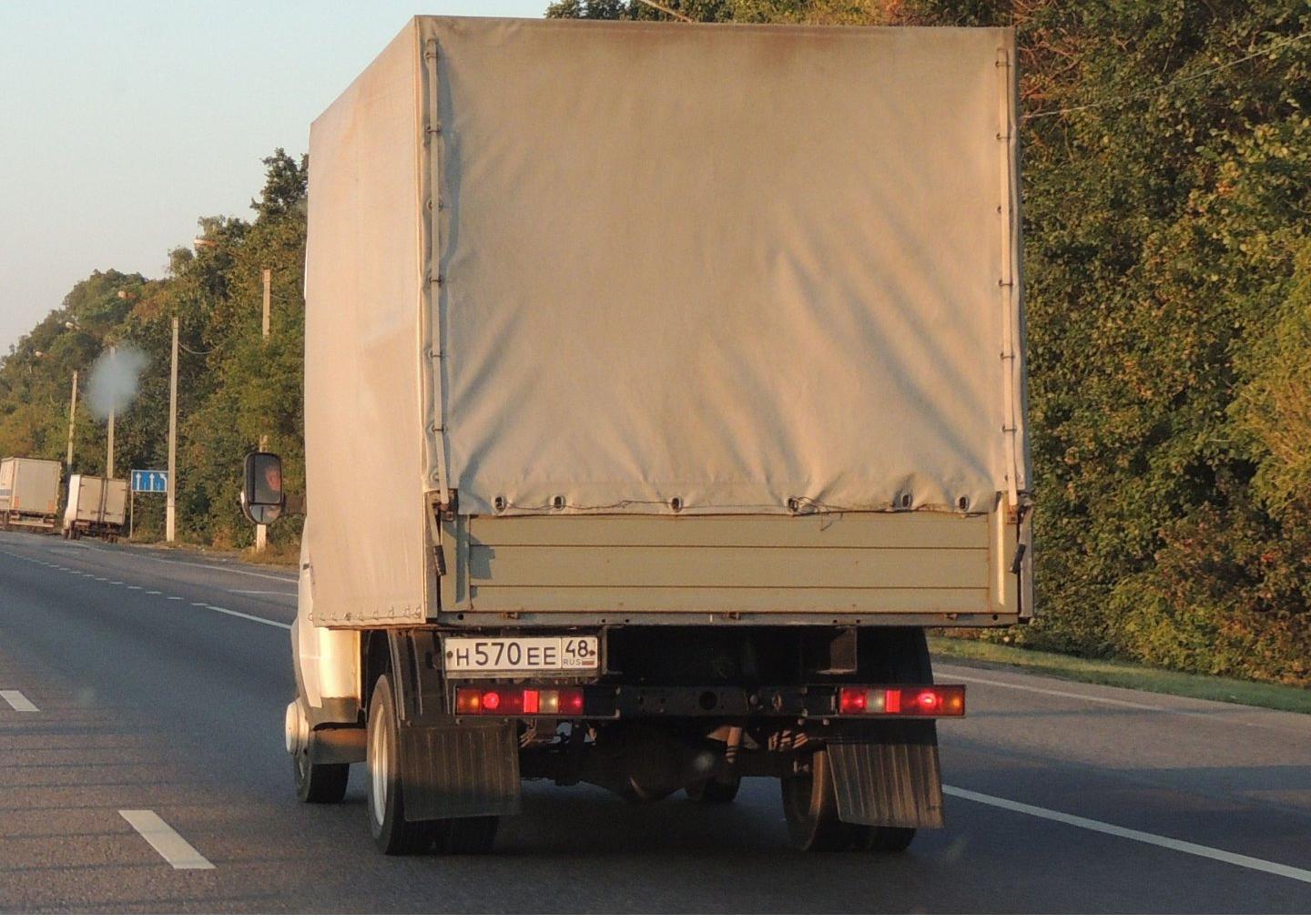 Автомобиль госномер Н570ЕЕ48