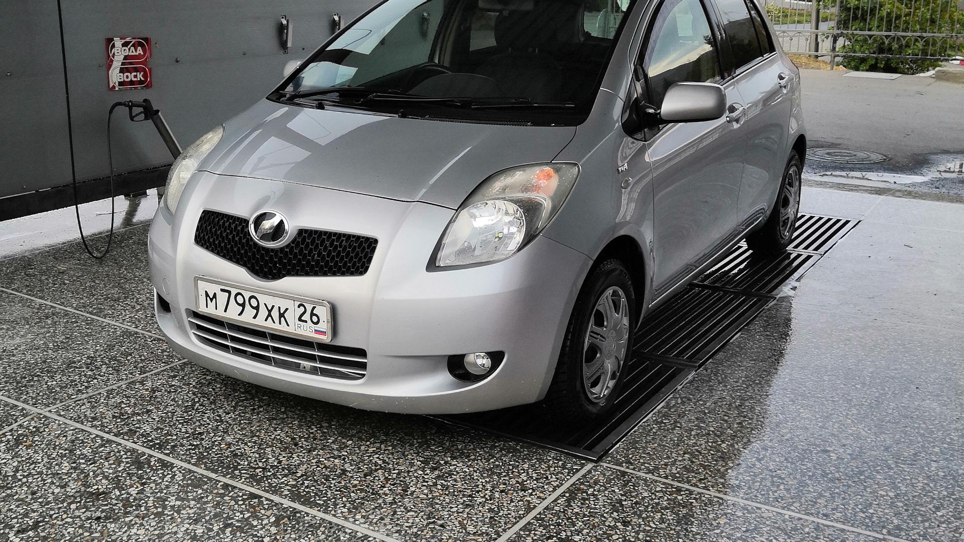 Автомобиль госномер М799ХК26
