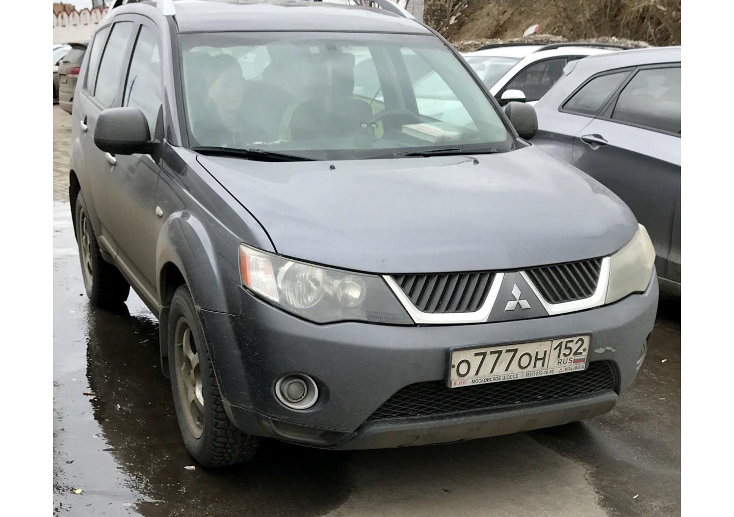 Автомобиль госномер О777ОН152