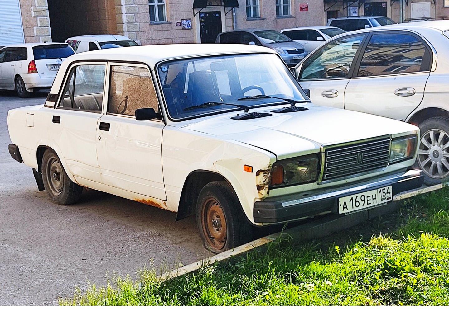 Автомобиль госномер А169ЕН154