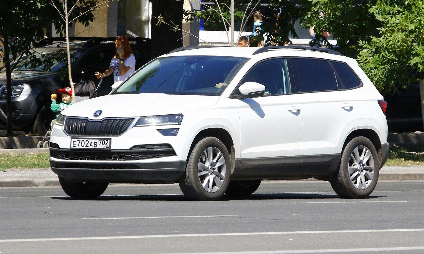 Автомобиль госномер Е702АВ702