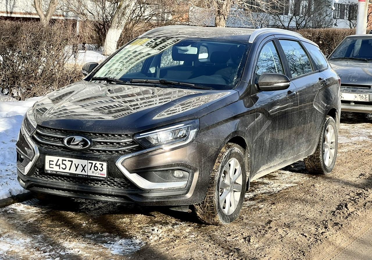 Автомобиль госномер Е457УХ763