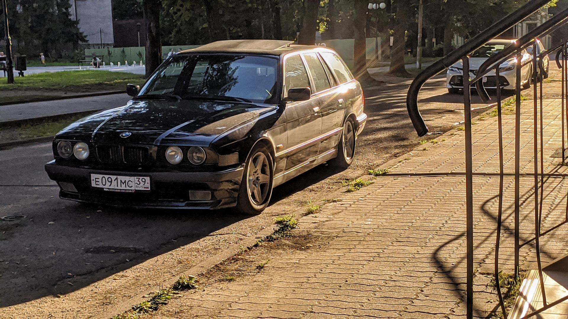 Автомобиль госномер Е091МС39