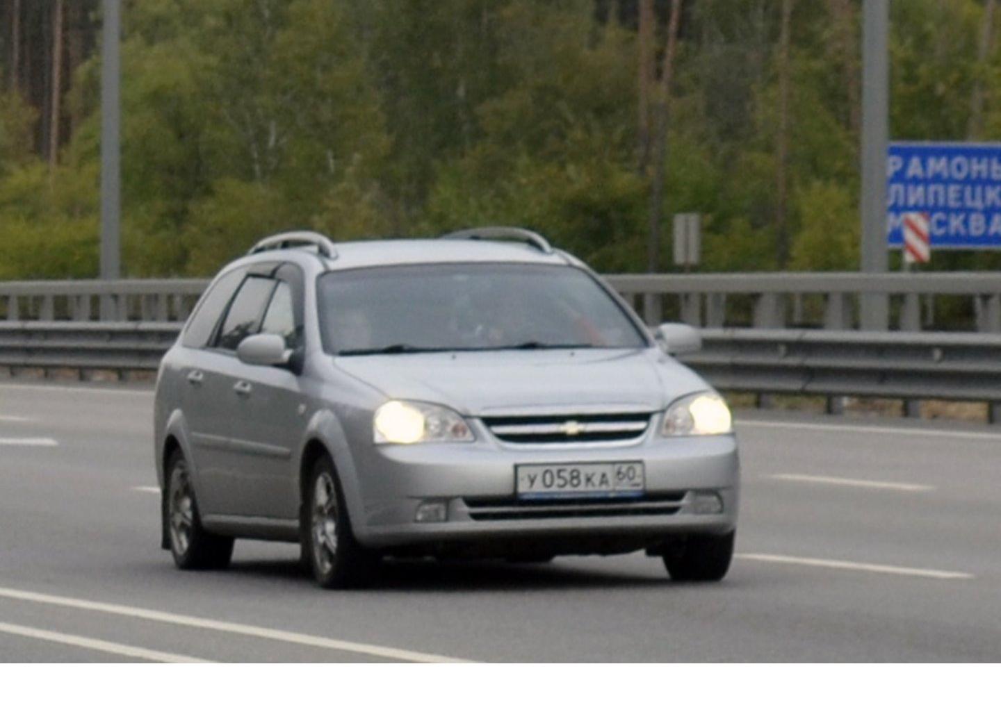 Автомобиль госномер У058КА60
