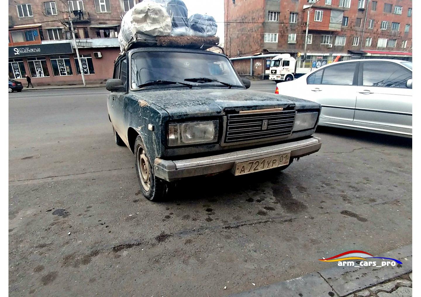 Автомобиль госномер А721УР01
