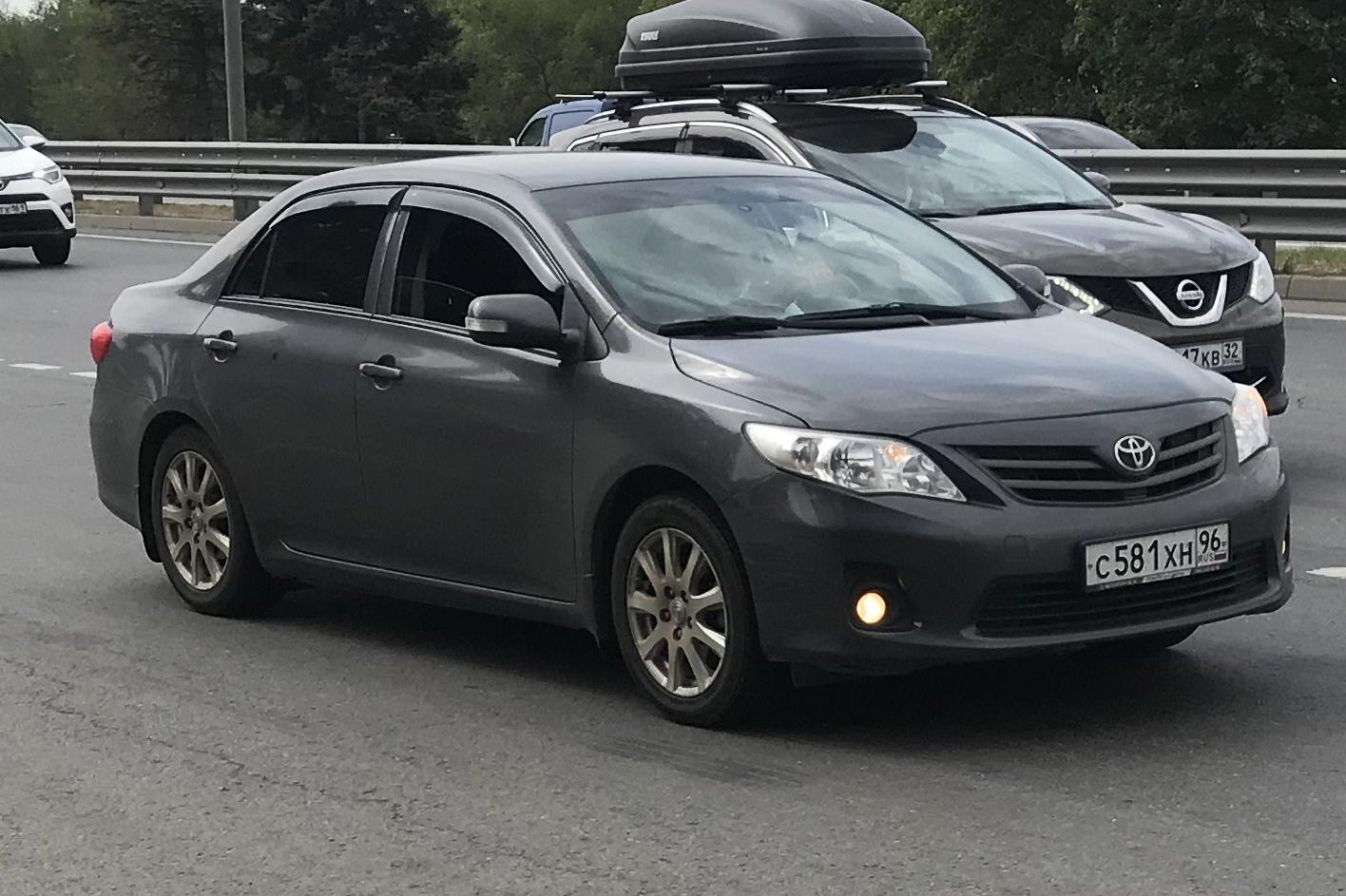 Автомобиль госномер С581ХН96