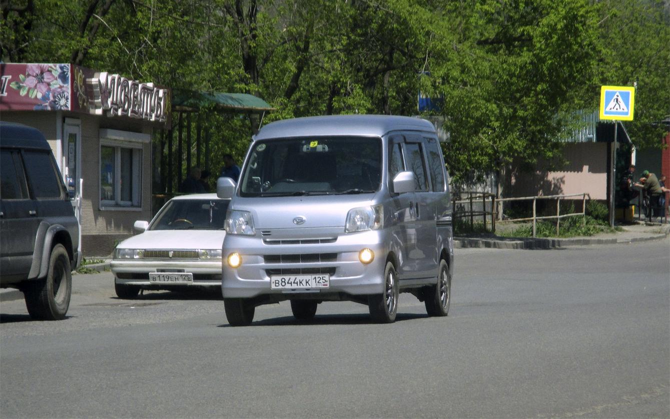 Автомобиль госномер В844КК125