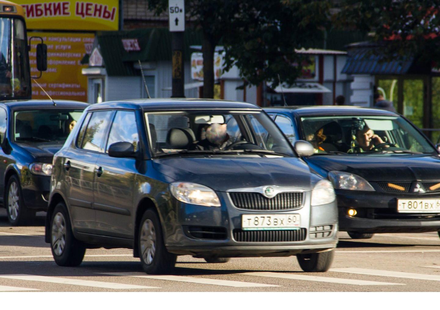 Автомобиль госномер Т873ВХ60