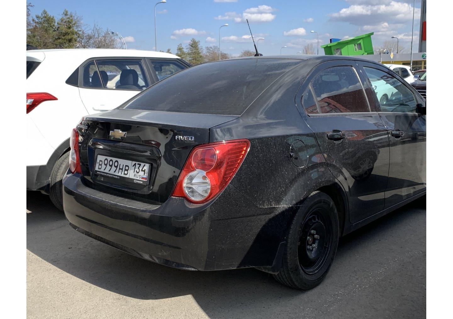 Автомобиль госномер В999НВ134