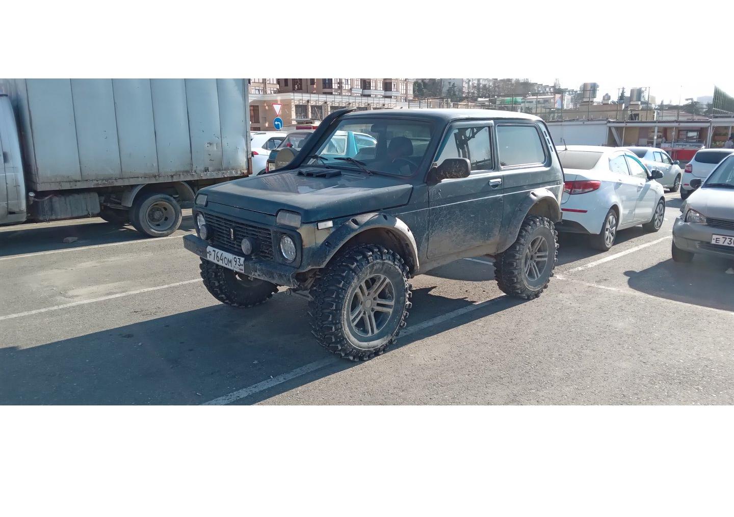 Автомобиль госномер Р764ОМ93