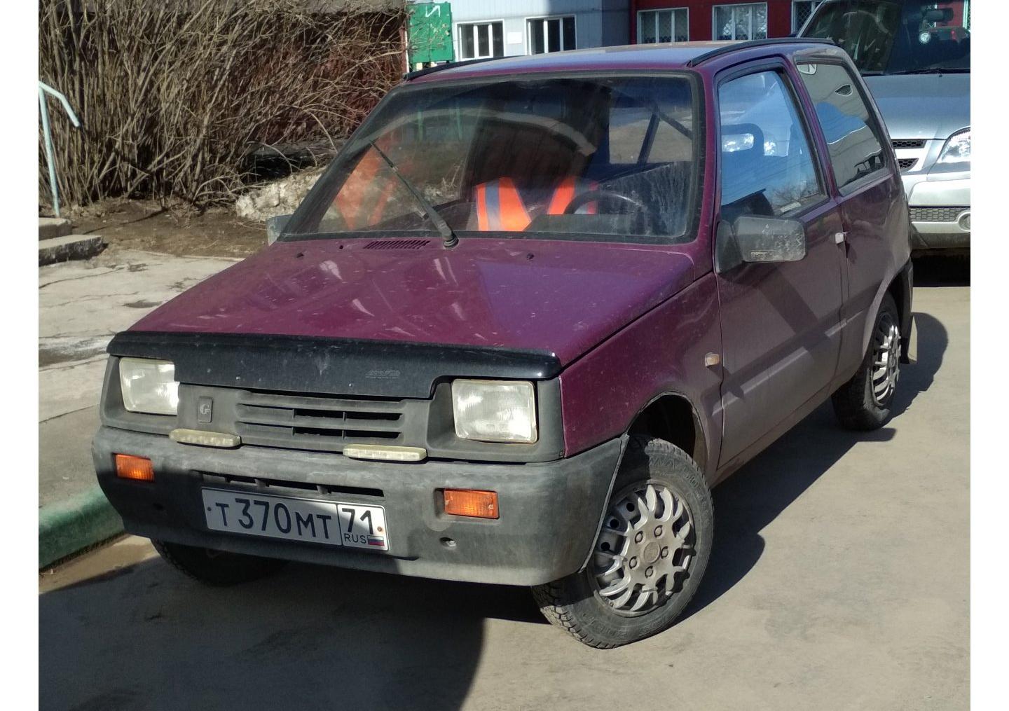 Автомобиль госномер Т370МТ71