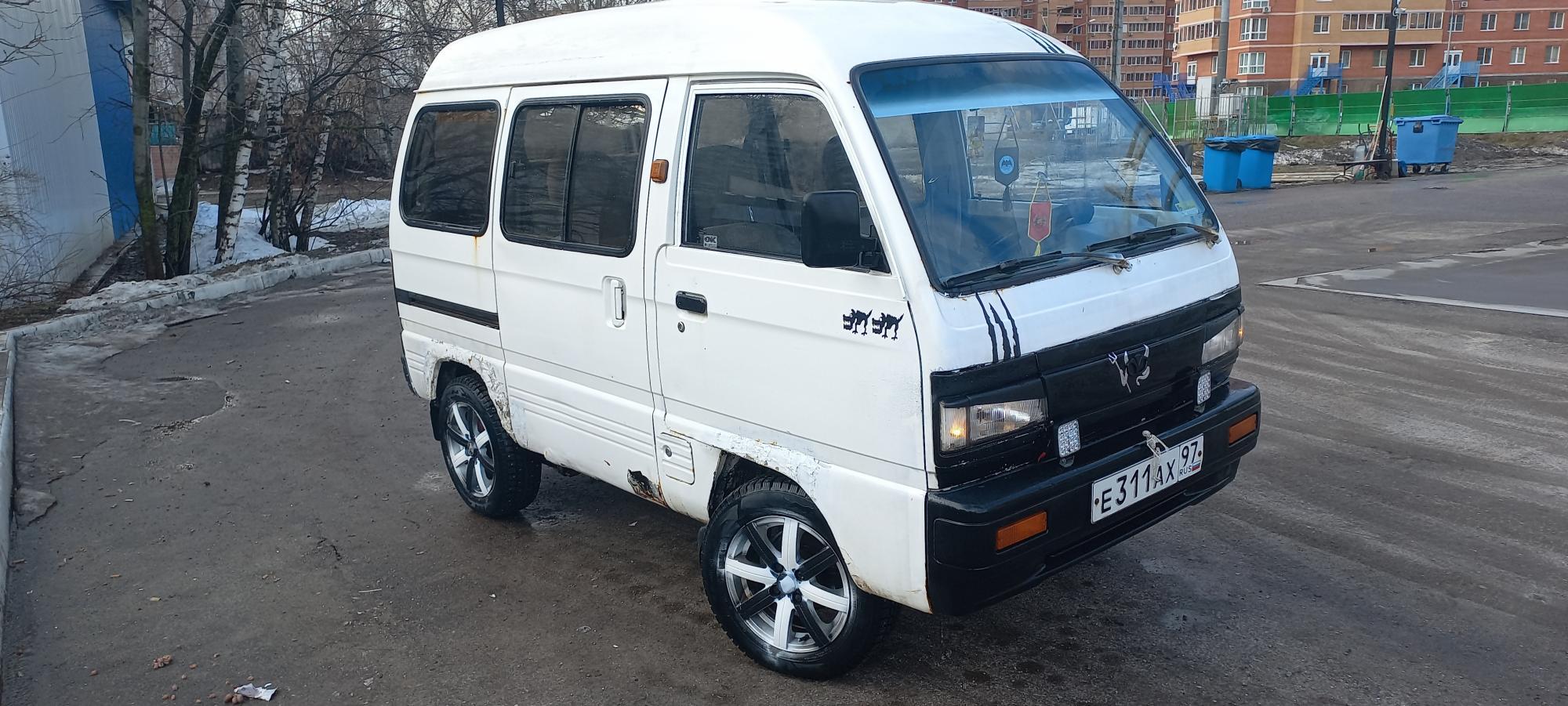 Автомобиль госномер Е311АХ97
