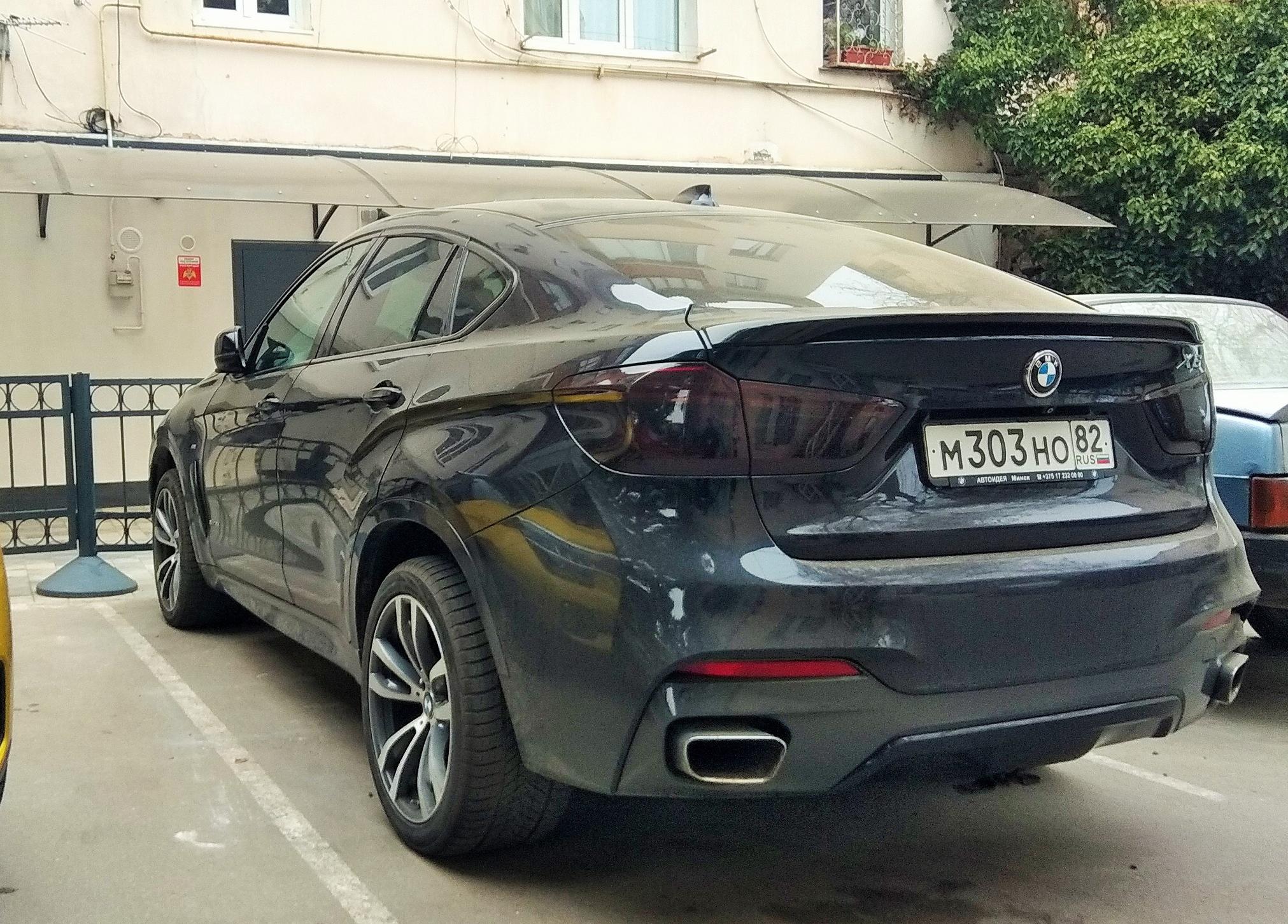 Автомобиль госномер М303НО82