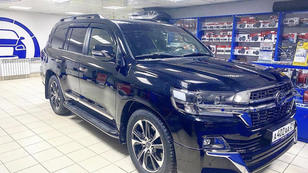 Автомобиль госномер А402АА21