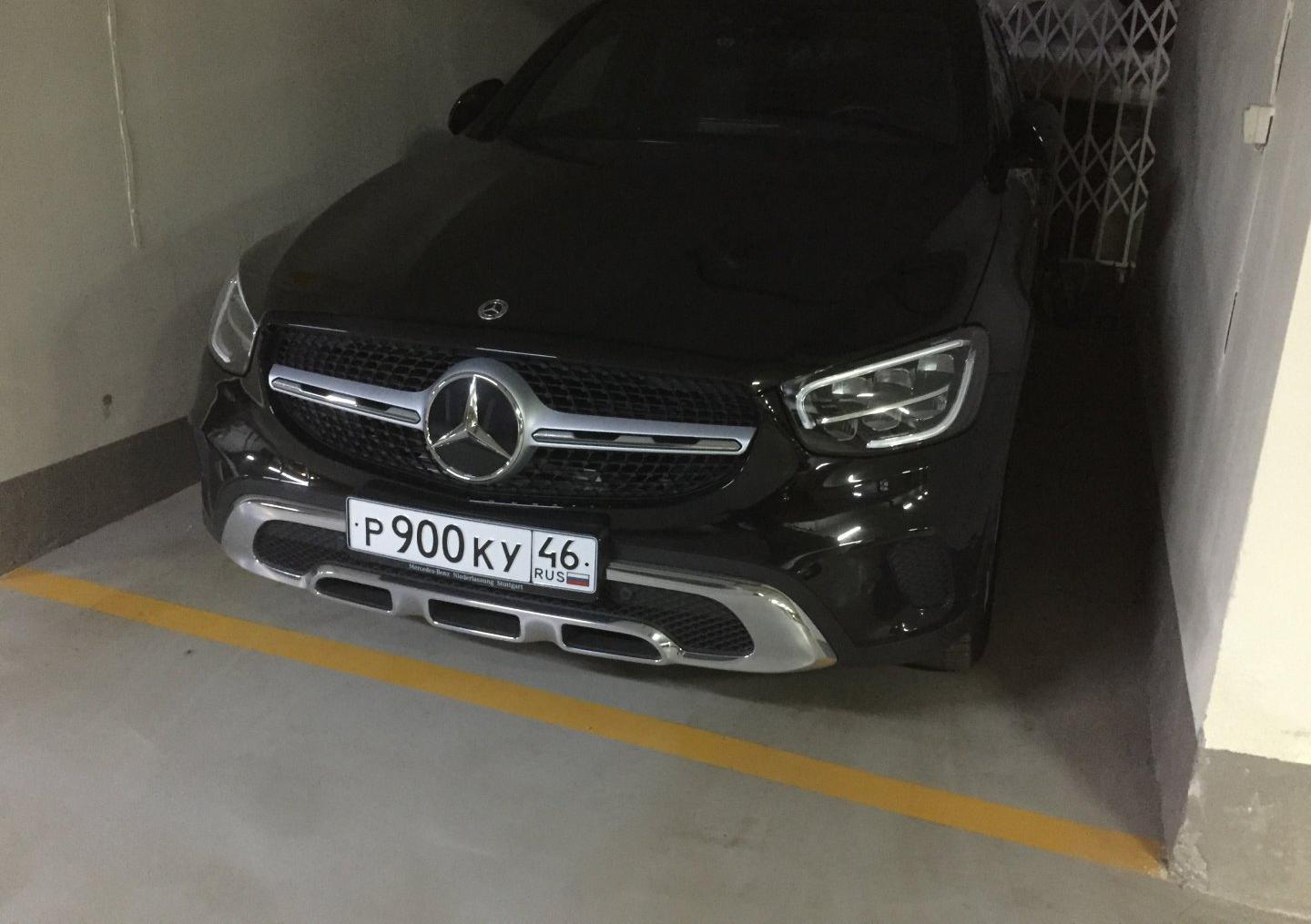 Автомобиль госномер Р900КУ46
