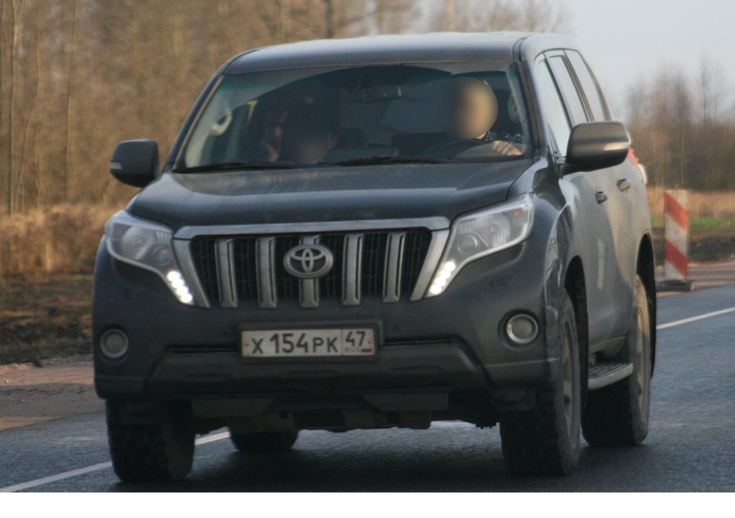 Автомобиль госномер Х154РК47
