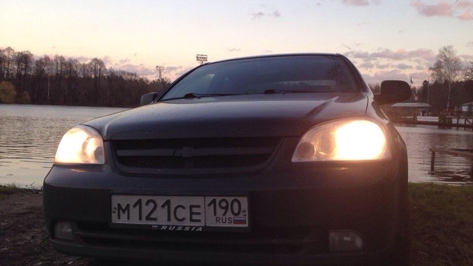 Автомобиль госномер М121СЕ190