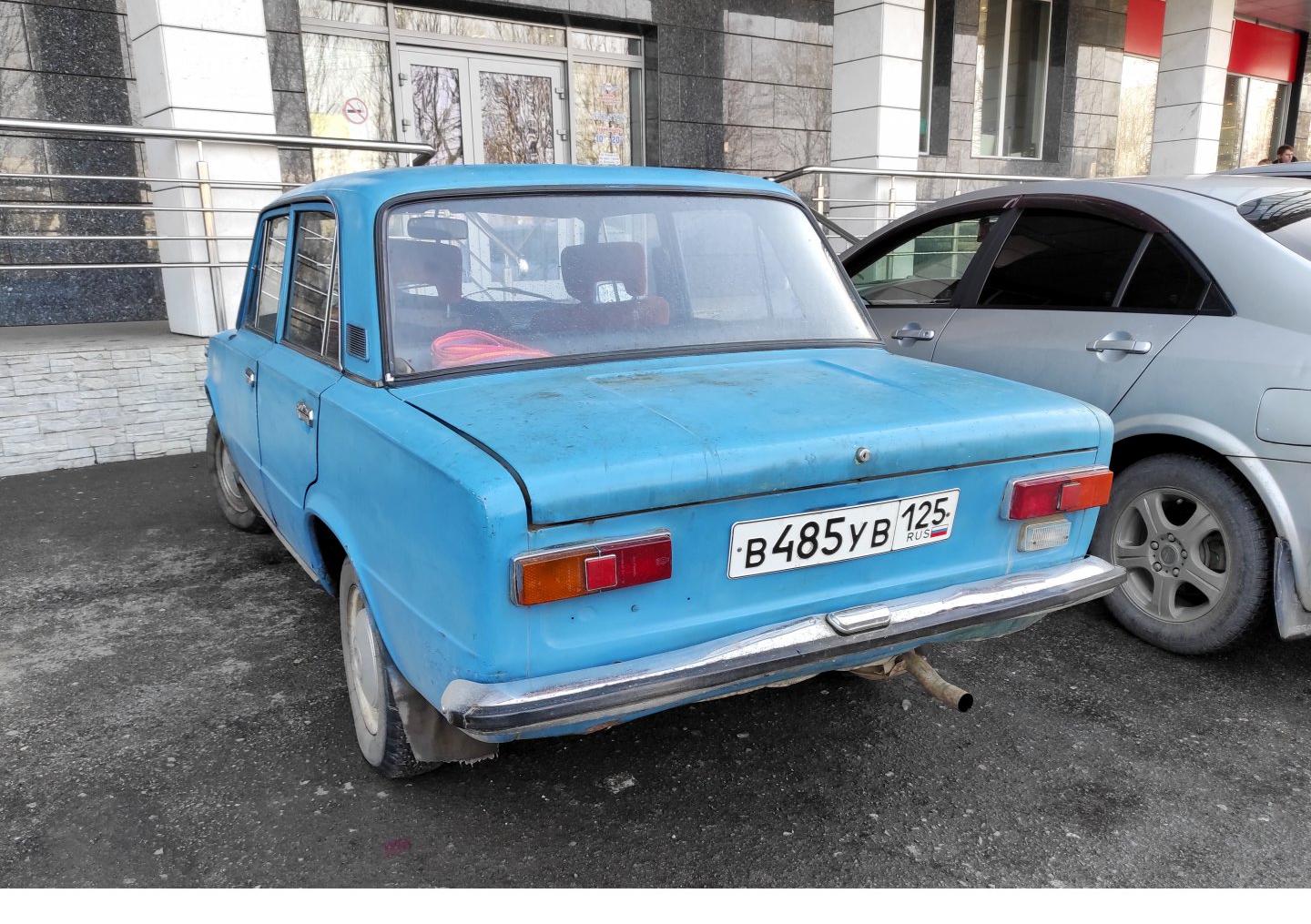 Автомобиль госномер В485УВ125