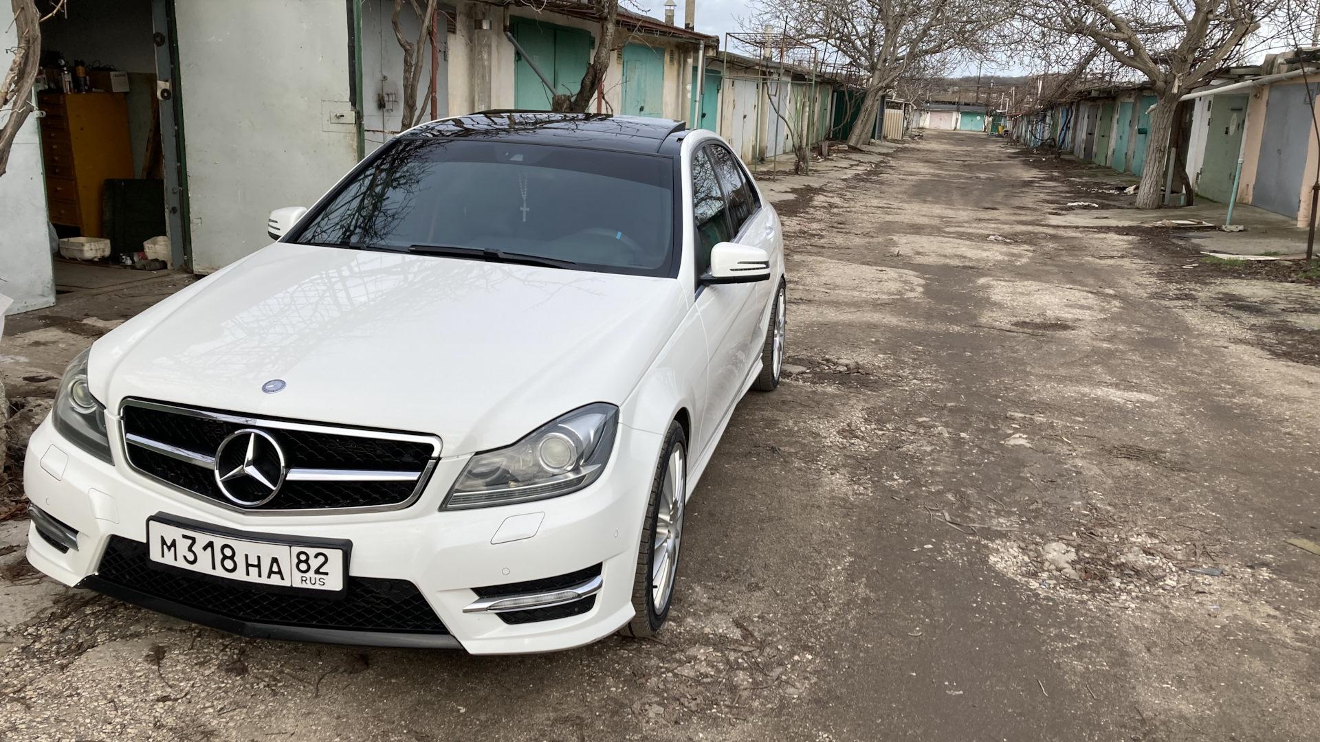 Автомобиль госномер М318НА82
