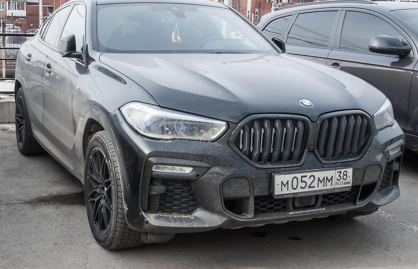 Автомобиль госномер М052ММ38