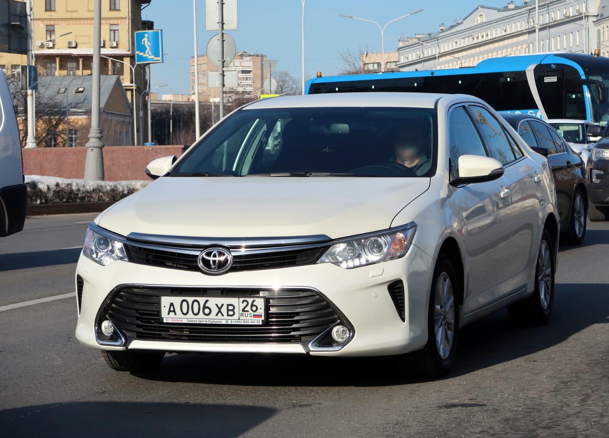 Автомобиль госномер А006ХВ26