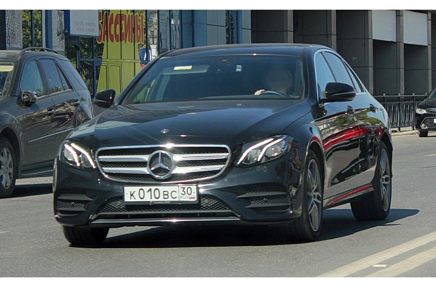 Автомобиль госномер К010ВС30
