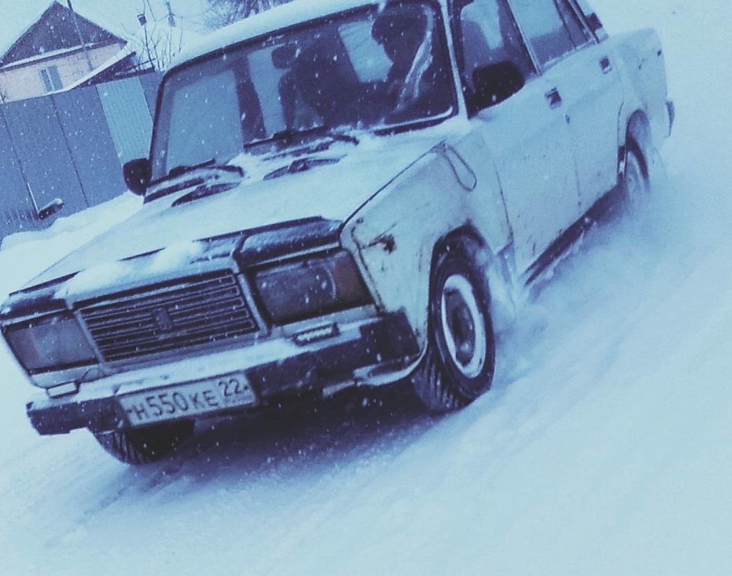 Автомобиль госномер Н550КЕ22