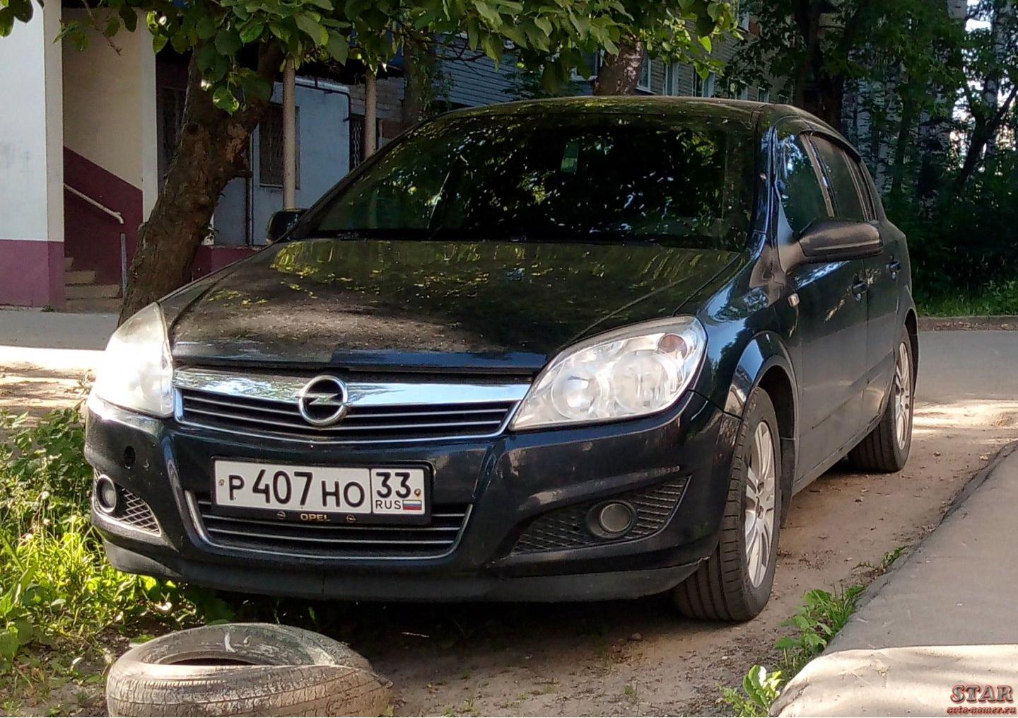 Автомобиль госномер Р407НО33
