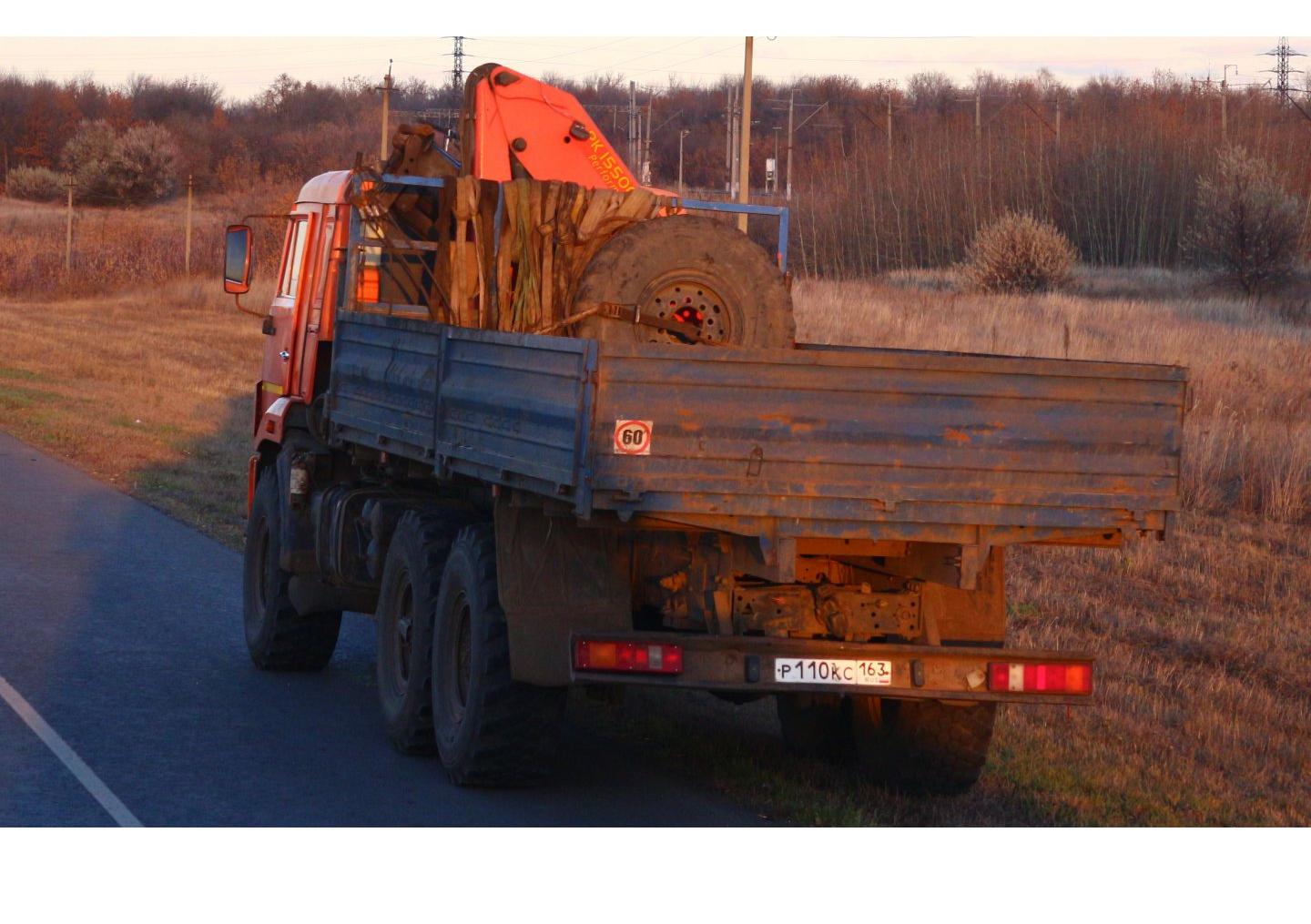 Автомобиль госномер Р110КС163