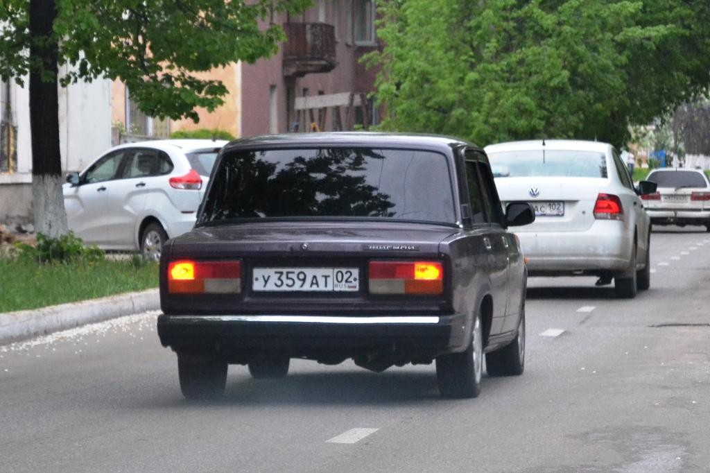 Автомобиль госномер У359АТ02