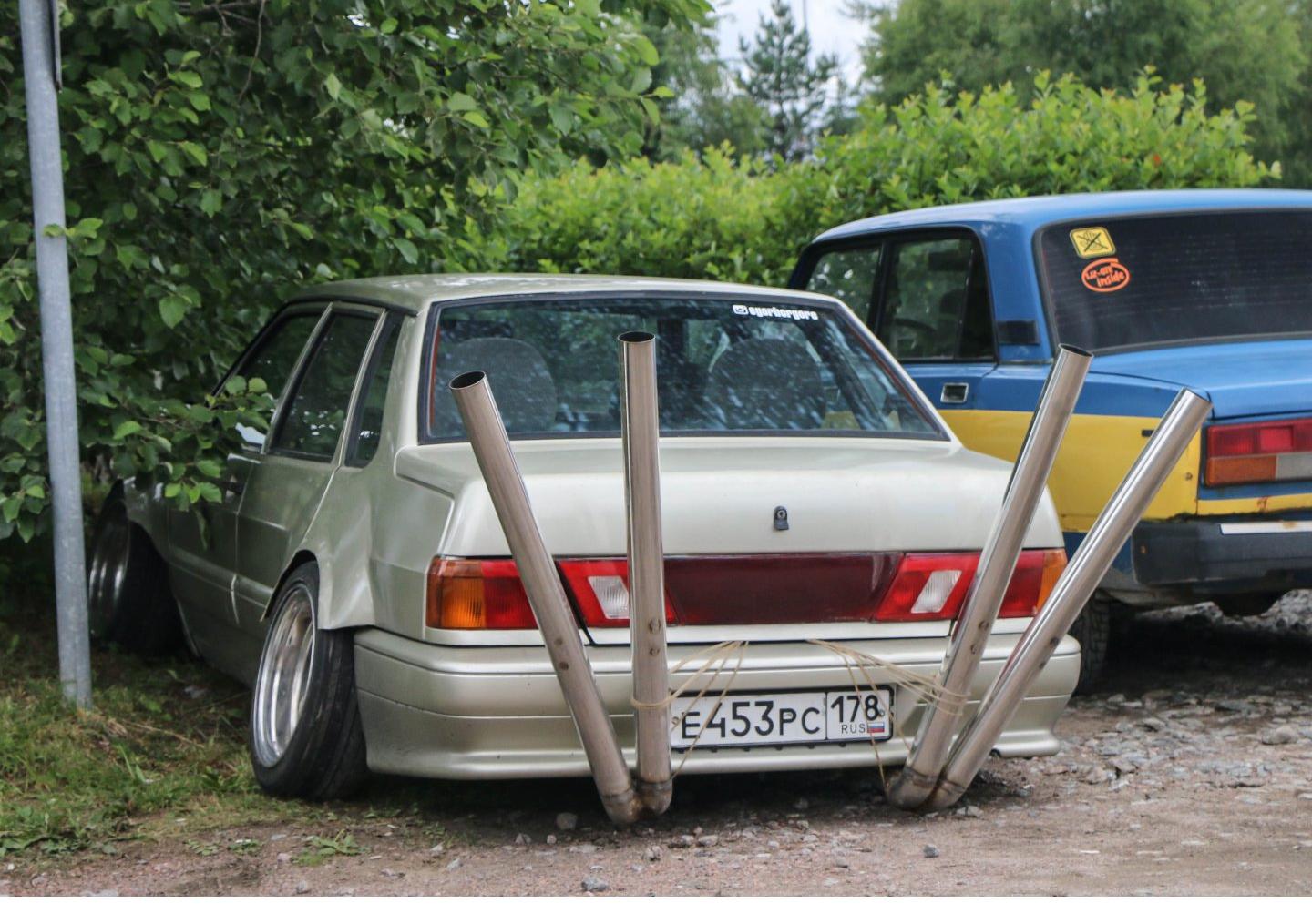 Автомобиль госномер Е453РС178