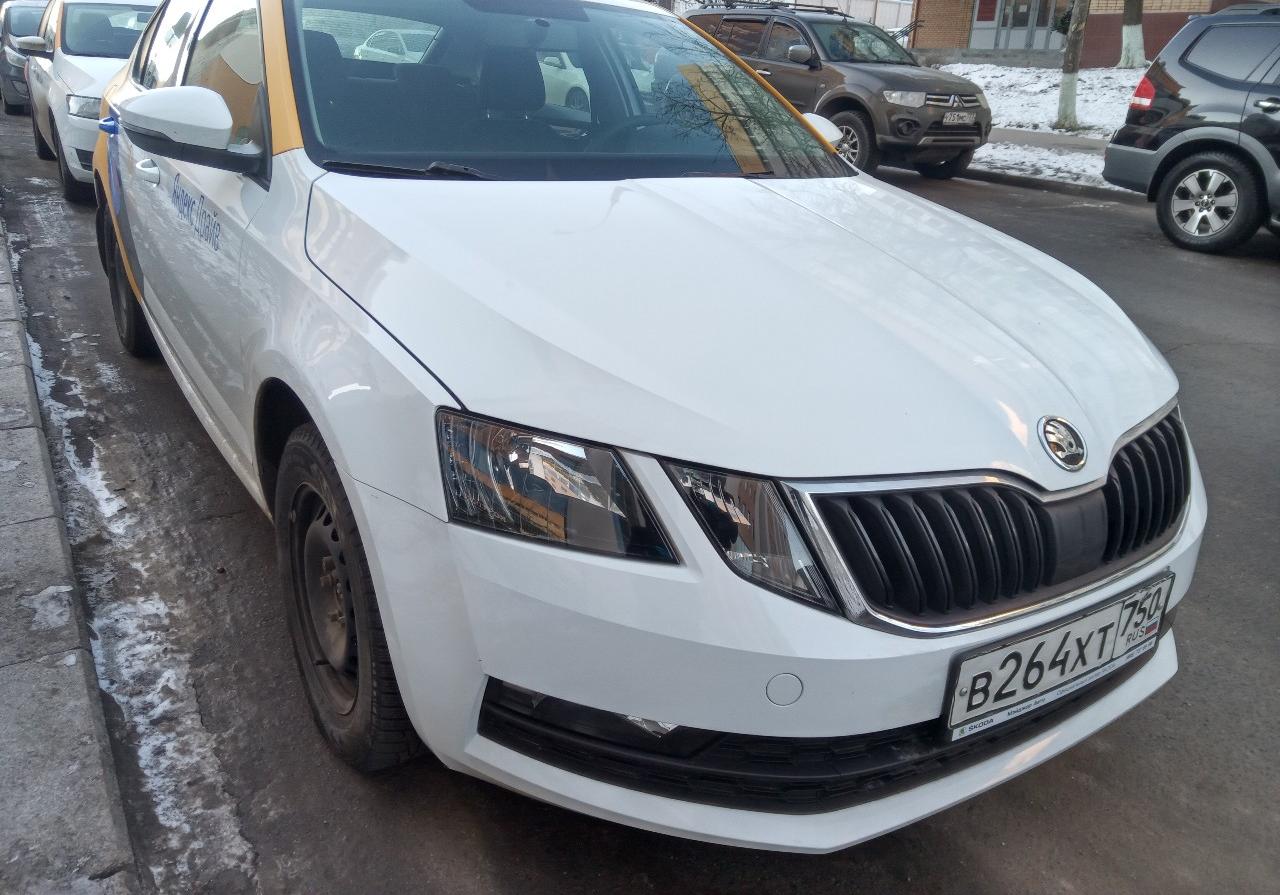Автомобиль госномер В264ХТ750
