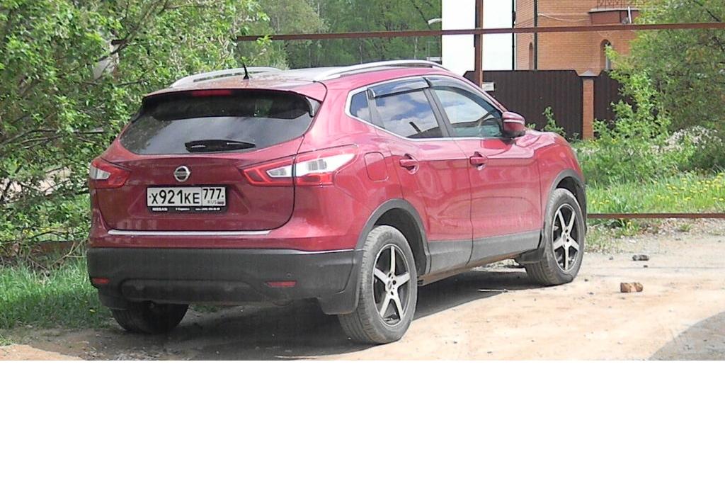 Автомобиль госномер Х921КЕ777