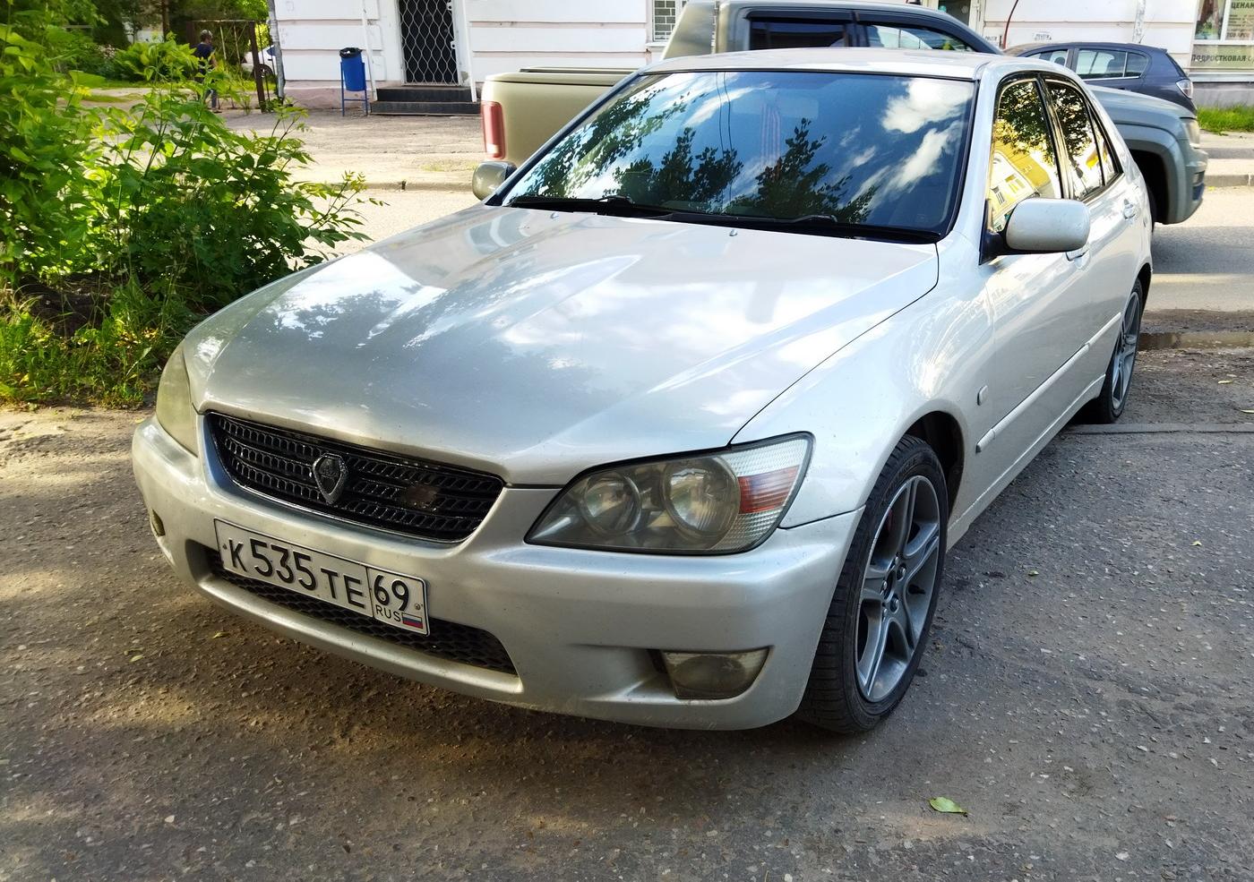 Автомобиль госномер К535ТЕ69