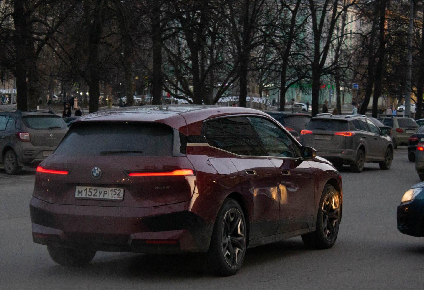 Автомобиль госномер М152УР152