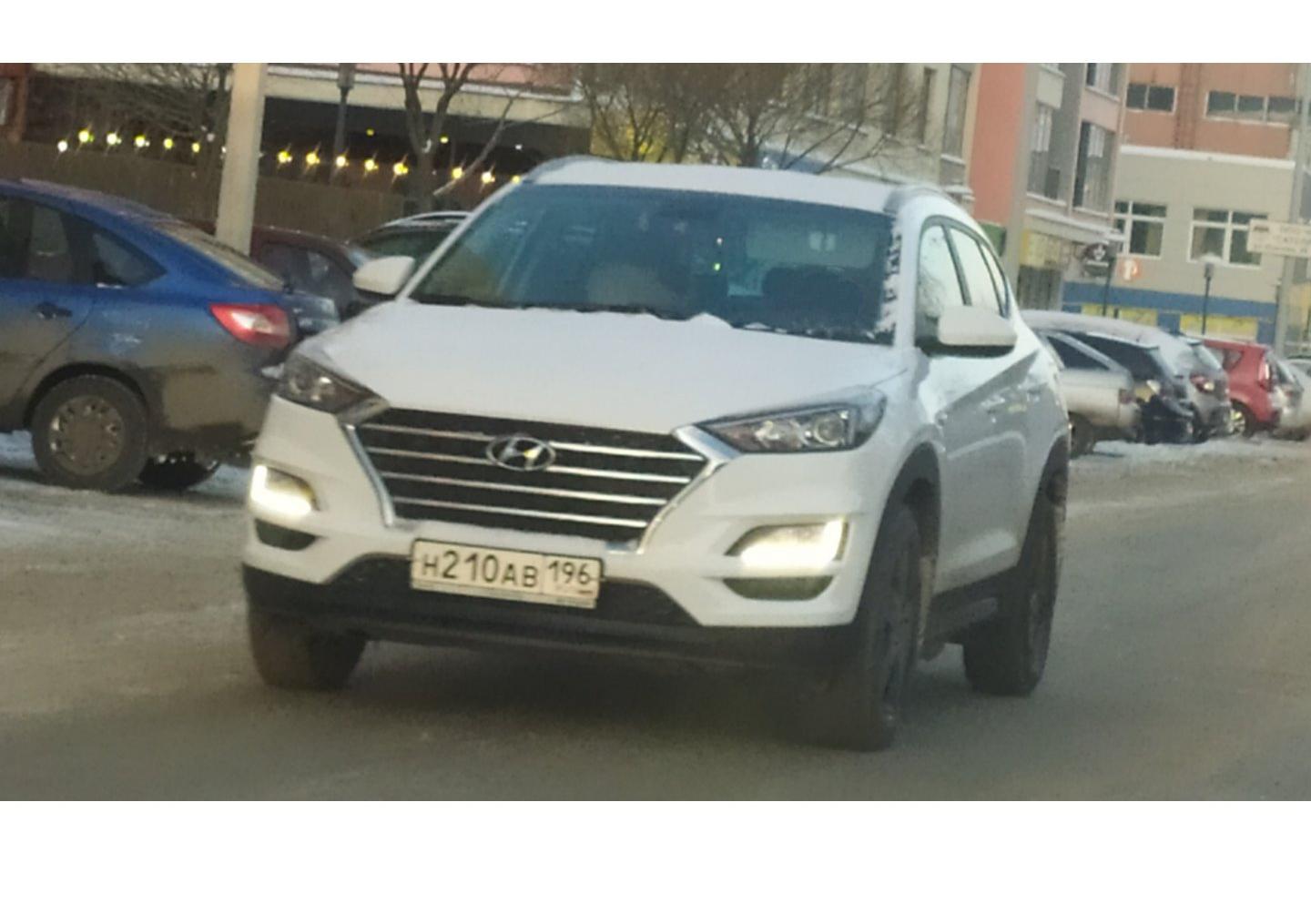 Автомобиль госномер Н210АВ196