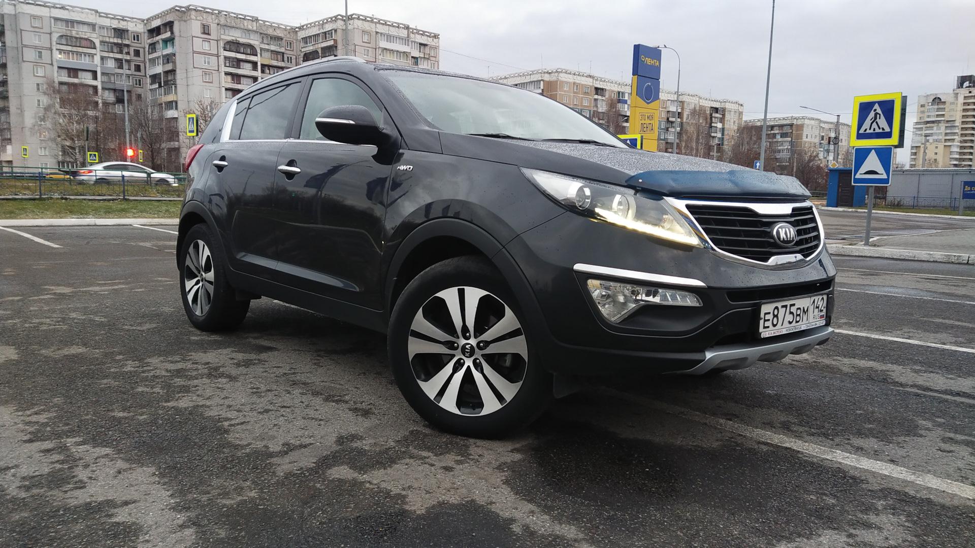 Автомобиль госномер Е875ВМ142