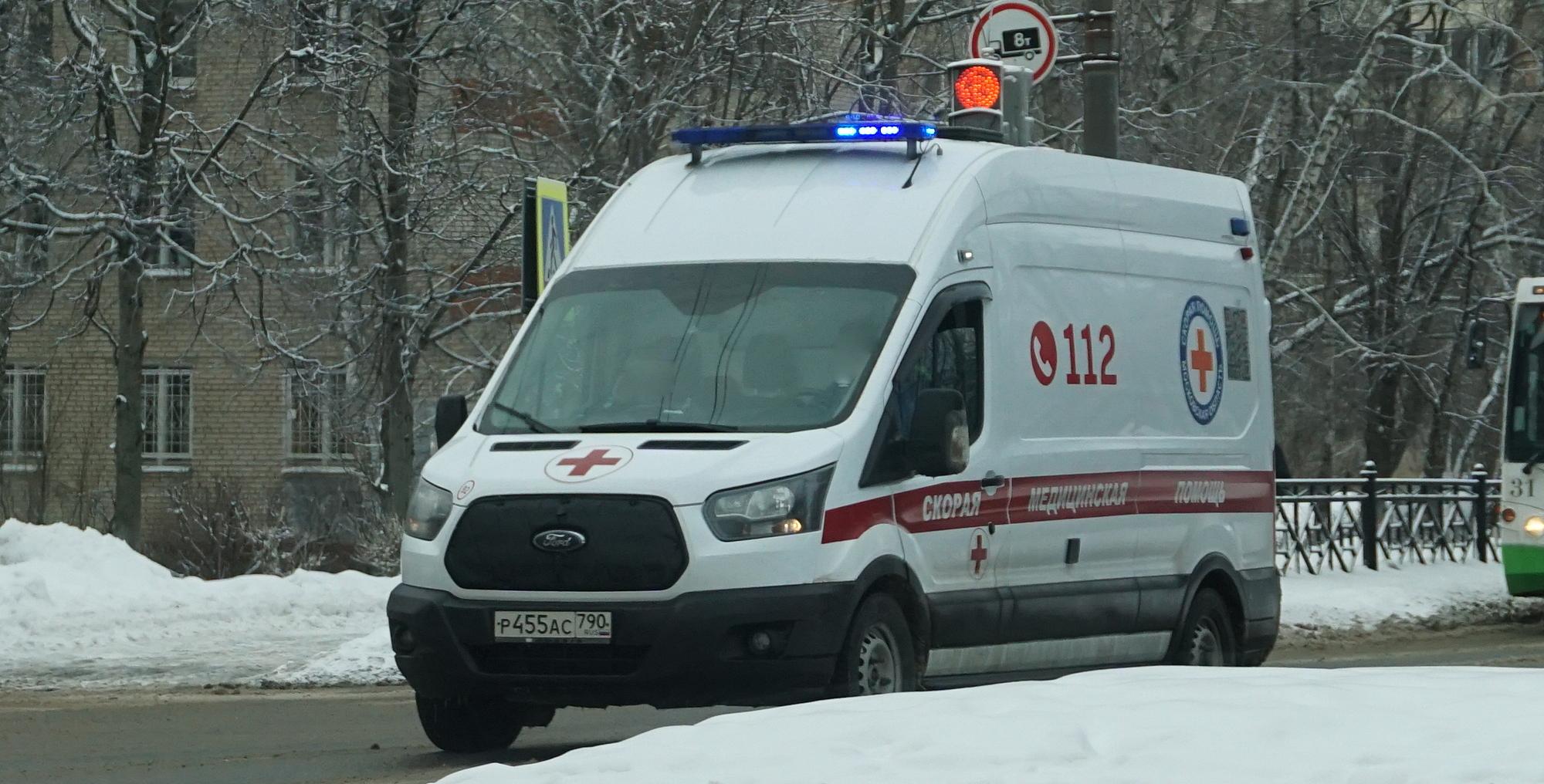 Автомобиль госномер Р455АС790