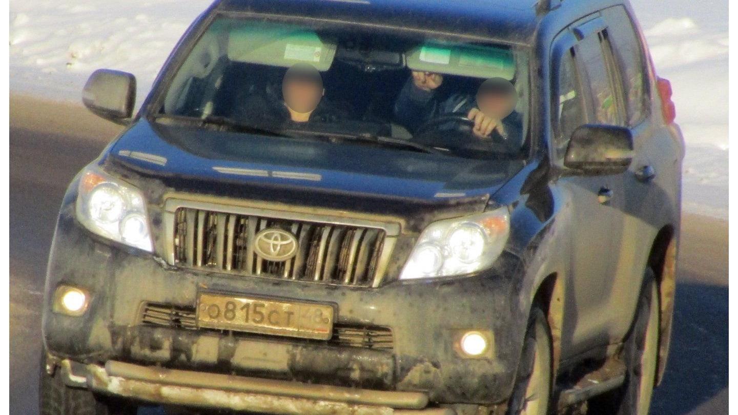 Автомобиль госномер О815СТ48