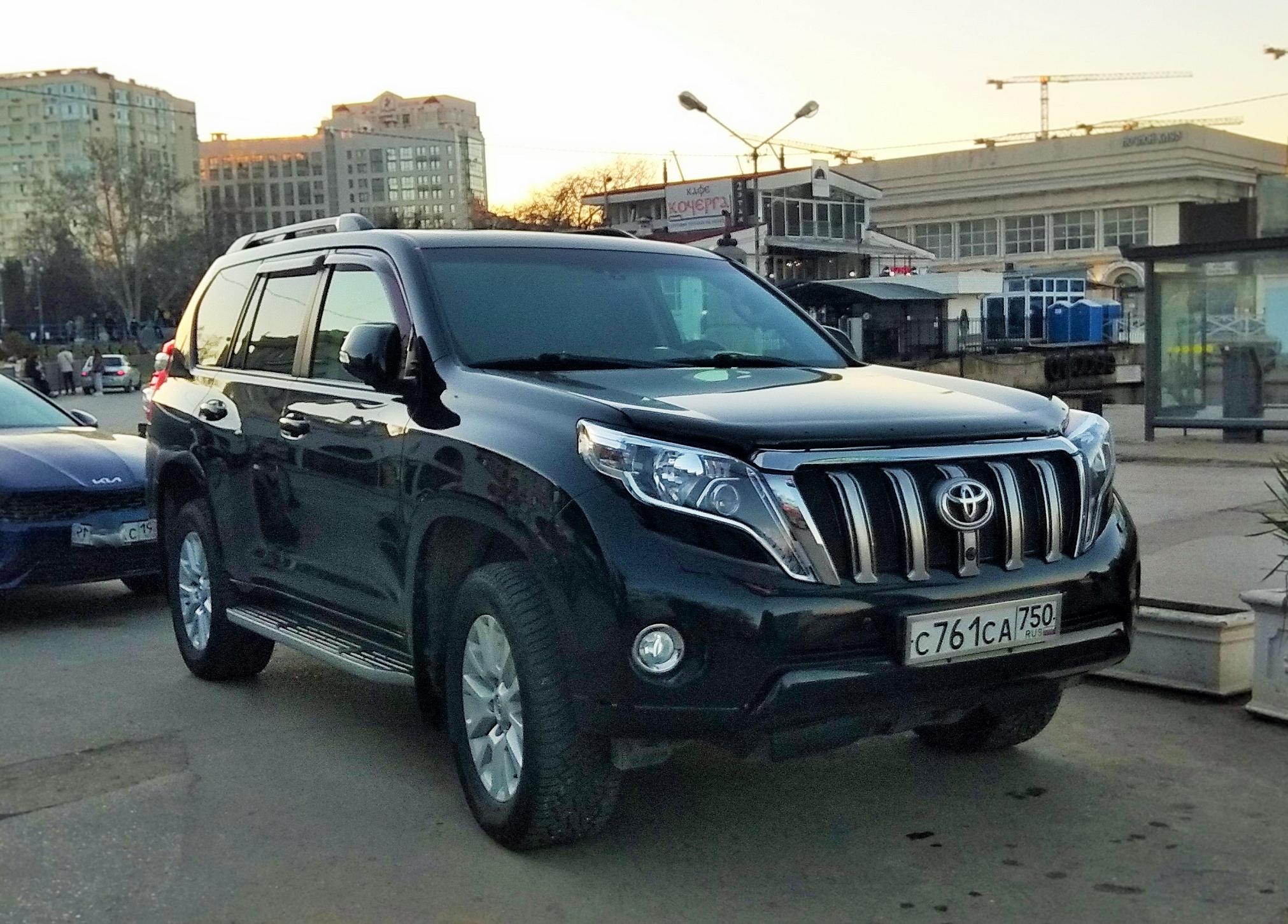 Автомобиль госномер С761СА750