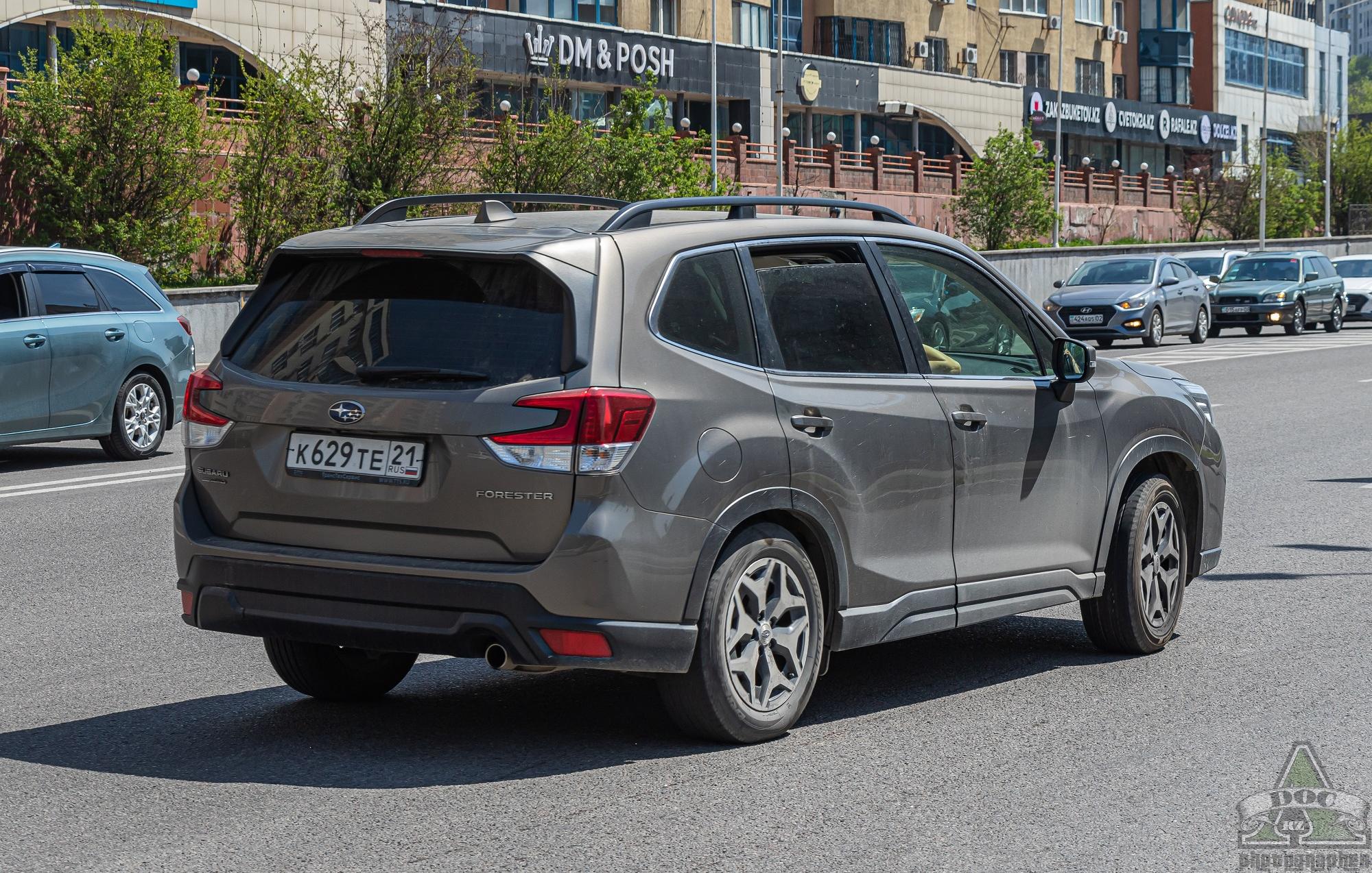 Автомобиль госномер К629ТЕ21
