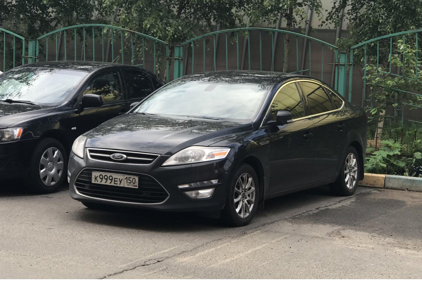 Автомобиль госномер К999ЕУ150
