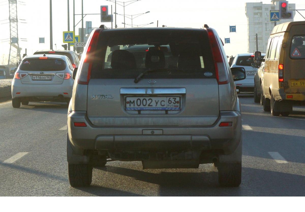 Автомобиль госномер М002УС63