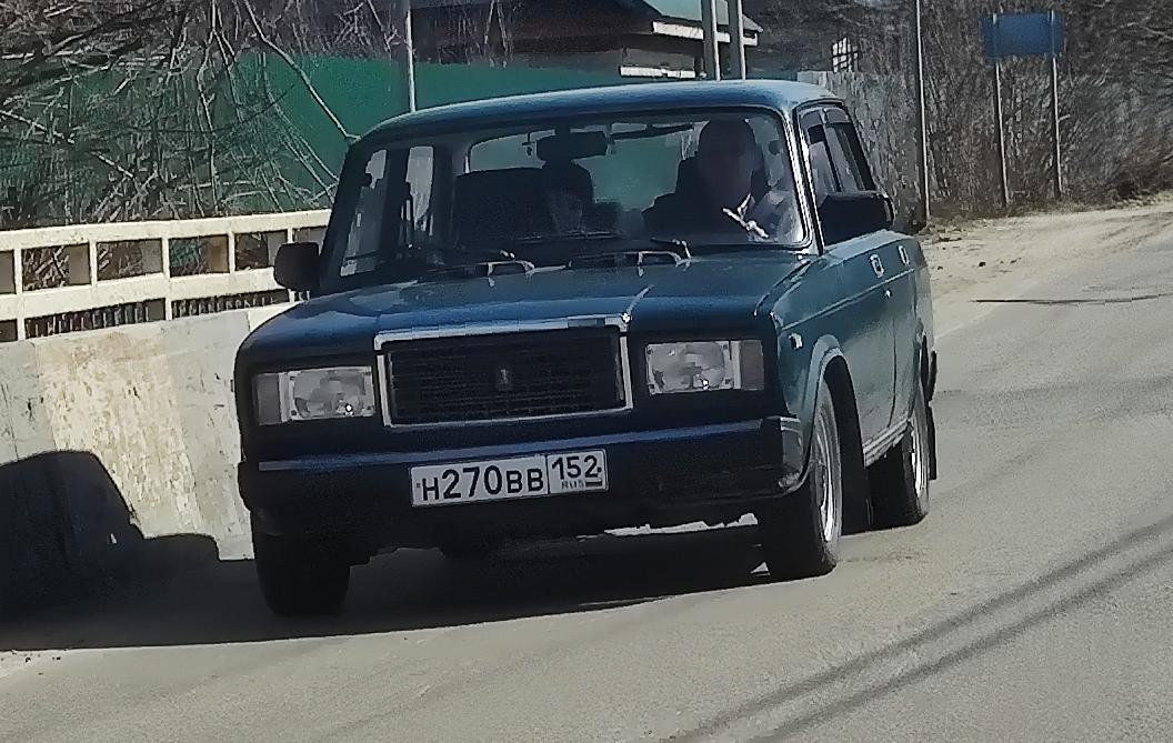 Автомобиль госномер Н270ВВ152