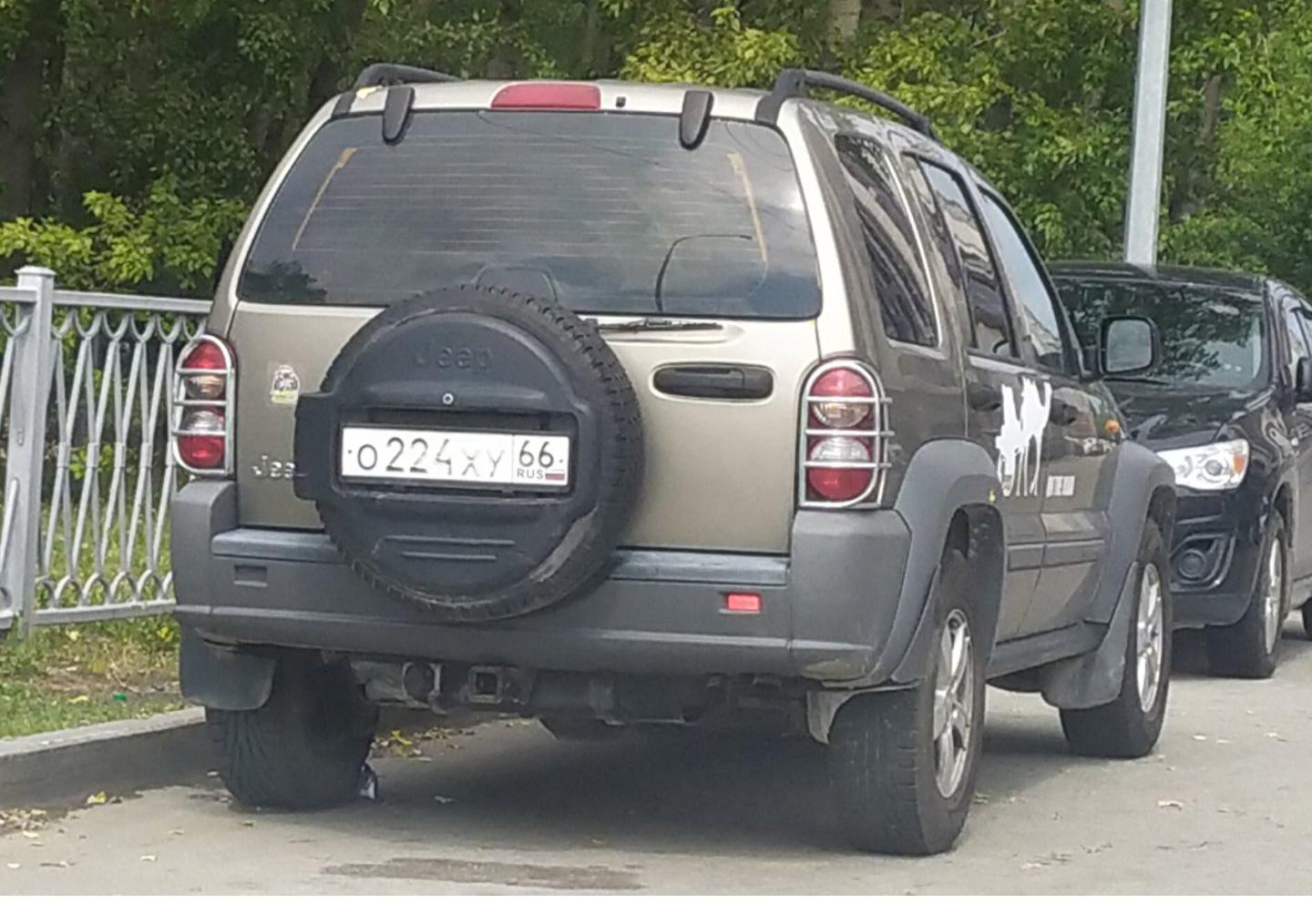 Автомобиль госномер О224ХУ66