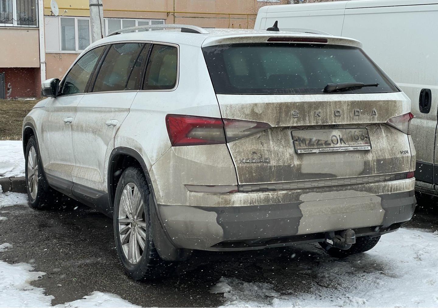 Автомобиль госномер М222ОК163