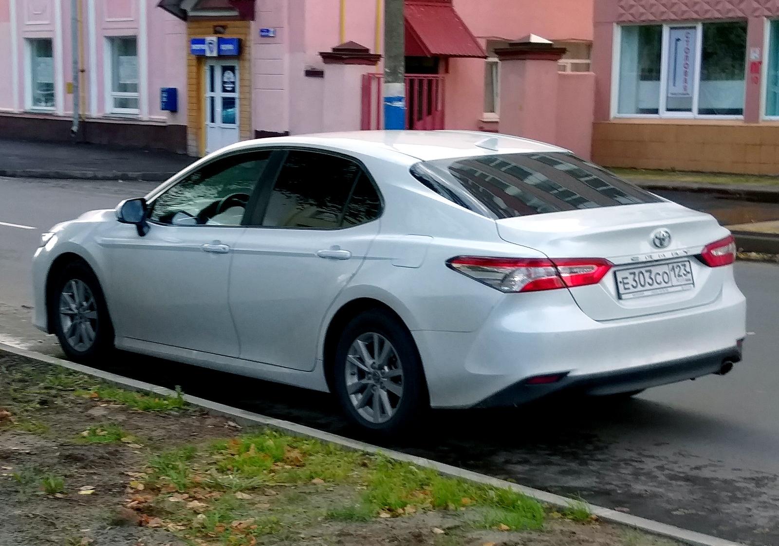 Автомобиль госномер Е303СО123